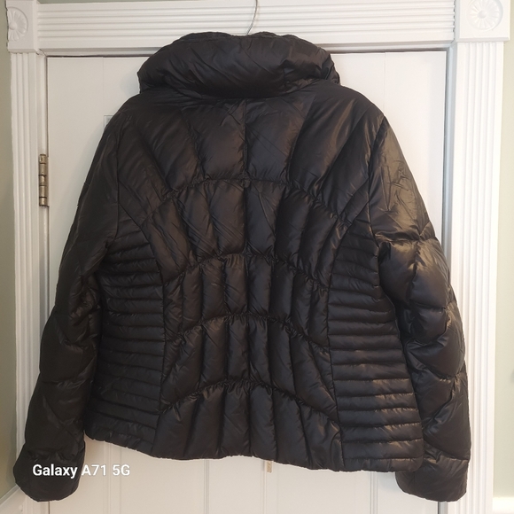 Guess Down Filled Puffer Jacket size LG - Picture 6 of 10